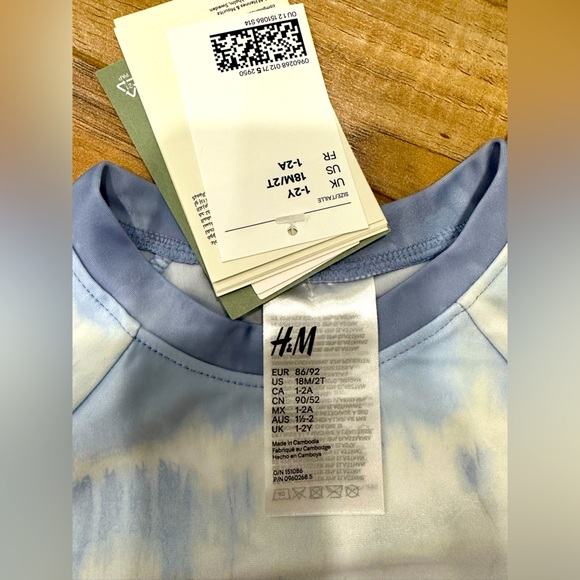 NWT H&M 2-piece Swim Set - Picture 3 of 3